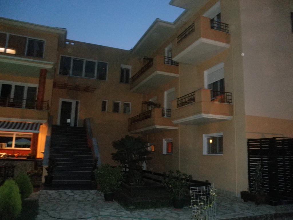 Hotel Iliana Mandrotopos Kültér fotó