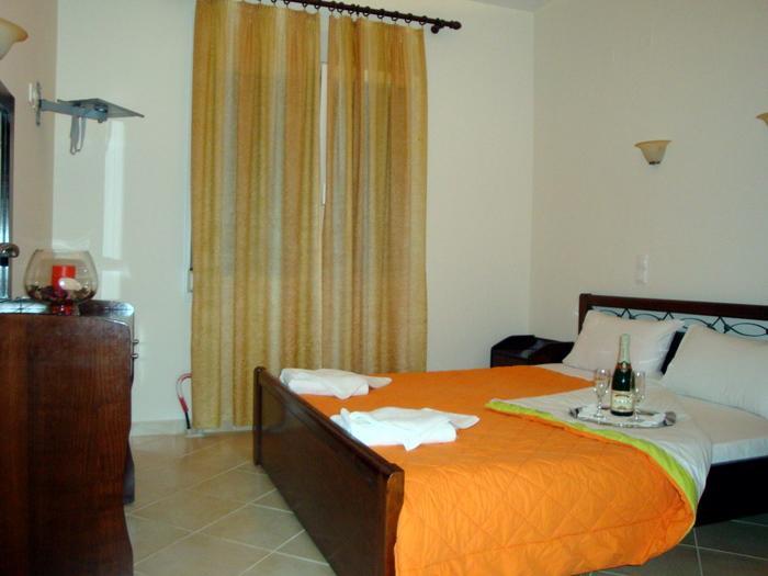 Hotel Iliana Mandrotopos Kültér fotó