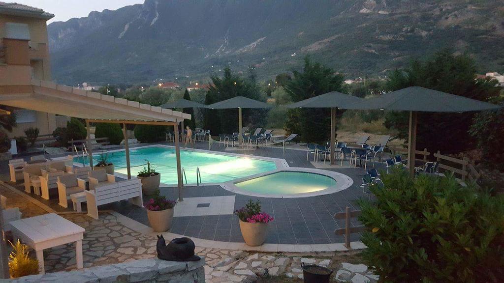 Hotel Iliana Mandrotopos Kültér fotó