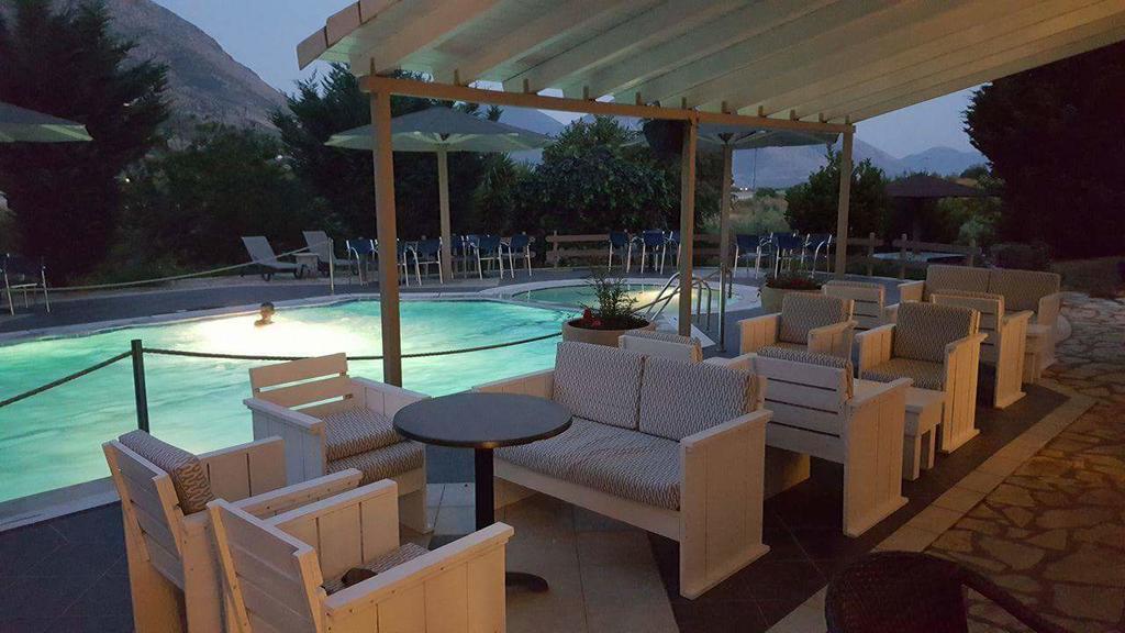 Hotel Iliana Mandrotopos Kültér fotó